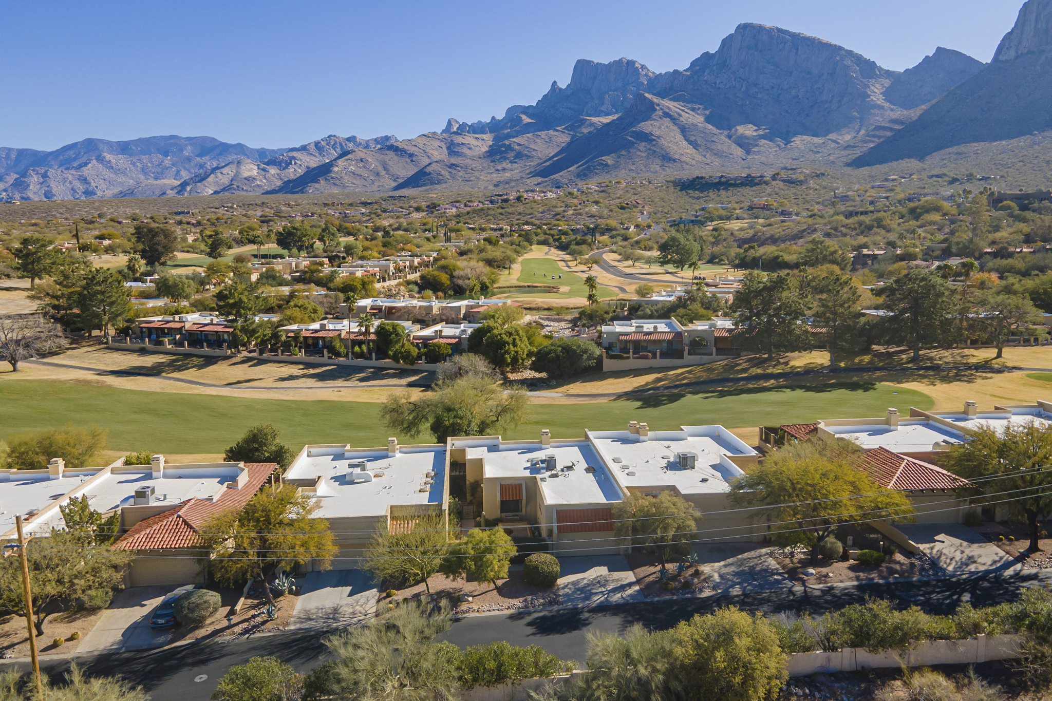 Patio home living with stunning Catalina Mountain views in Oro Valley’s El Conquistador community